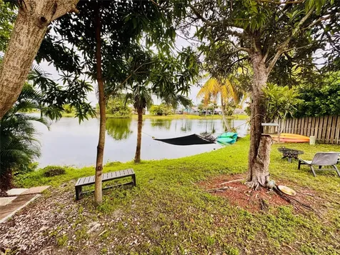 9673 NW 45th Street Sunrise FL 33351