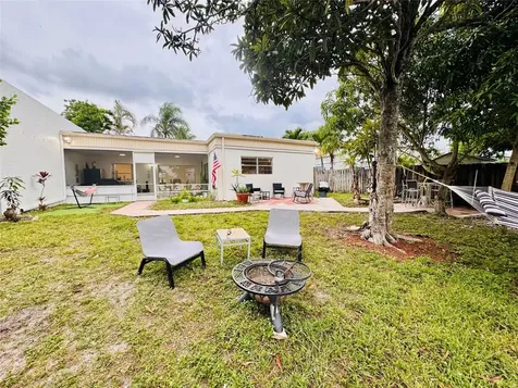 9673 NW 45th Street Sunrise FL 33351