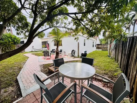 9673 NW 45th Street Sunrise FL 33351
