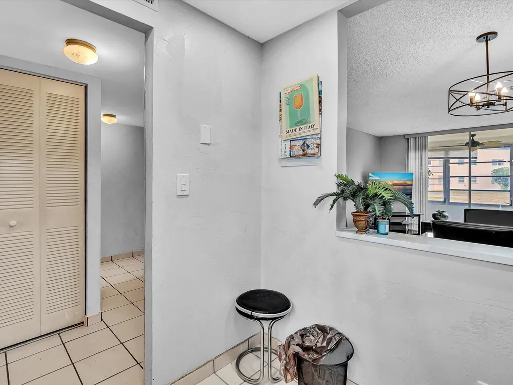 9041 Sunrise Lakes Boulevard Sunrise FL 33322