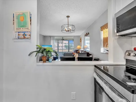 9041 Sunrise Lakes Boulevard Sunrise FL 33322