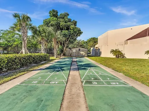 9041 Sunrise Lakes Boulevard Sunrise FL 33322