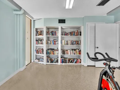 9041 Sunrise Lakes Boulevard Sunrise FL 33322