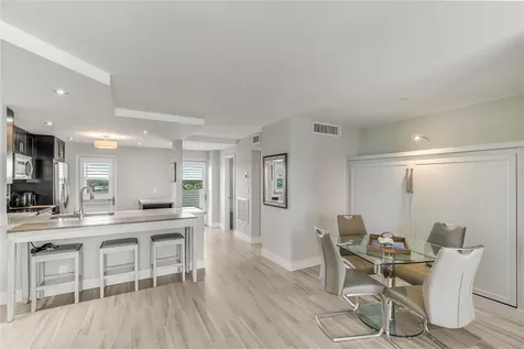 2200 NE 33rd Avenue Fort Lauderdale FL 33305