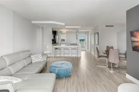 2200 NE 33rd Avenue Fort Lauderdale FL 33305