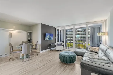 2200 NE 33rd Avenue Fort Lauderdale FL 33305