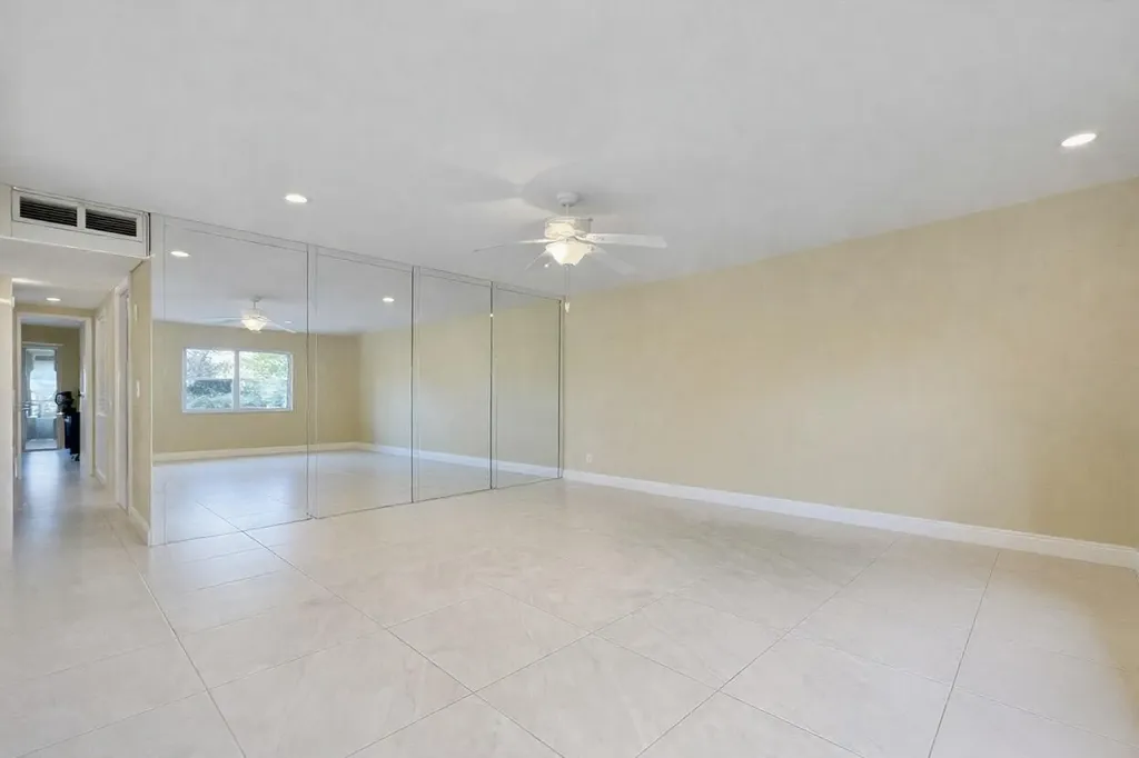 176 Tuscany C Delray Beach FL 33446