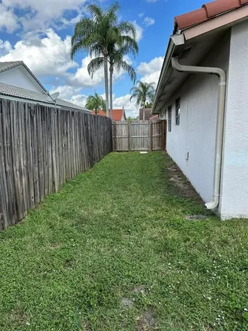 7440 NW 21st Court Margate FL 33063