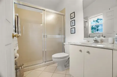 1012 SW 156th Avenue Pembroke Pines FL 33027