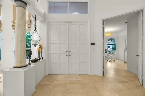 1012 SW 156th Avenue Pembroke Pines FL 33027