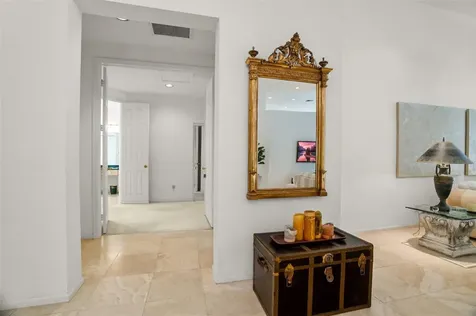 1012 SW 156th Avenue Pembroke Pines FL 33027