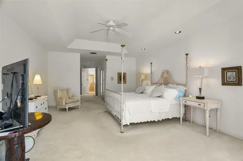 1012 SW 156th Avenue Pembroke Pines FL 33027