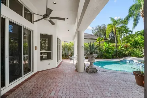 1012 SW 156th Avenue Pembroke Pines FL 33027