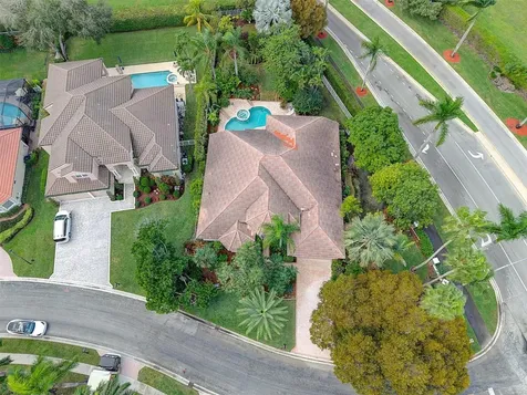 1012 SW 156th Avenue Pembroke Pines FL 33027