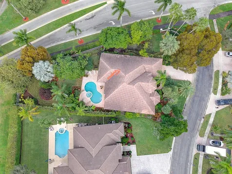 1012 SW 156th Avenue Pembroke Pines FL 33027