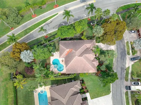 1012 SW 156th Avenue Pembroke Pines FL 33027