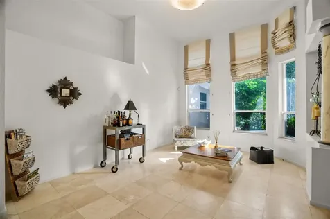 1012 SW 156th Avenue Pembroke Pines FL 33027
