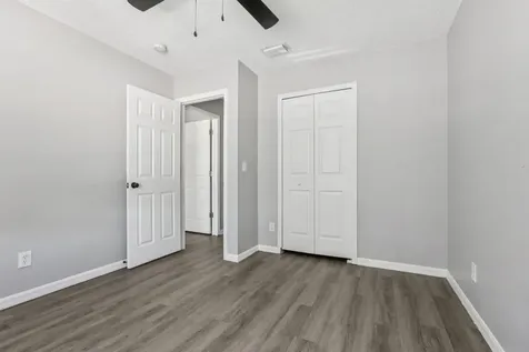 7402 Banks Drive Tampa FL 33617