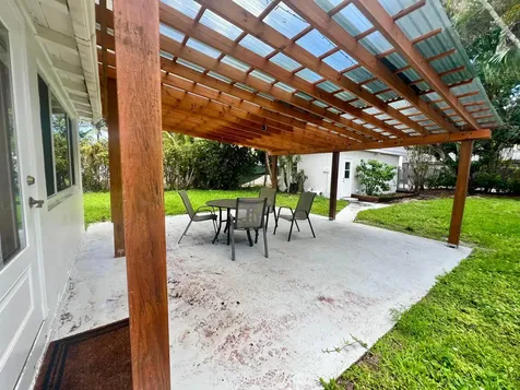 2530 Mckinley Street Hollywood FL 33020