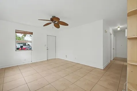 2530 Mckinley Street Hollywood FL 33020
