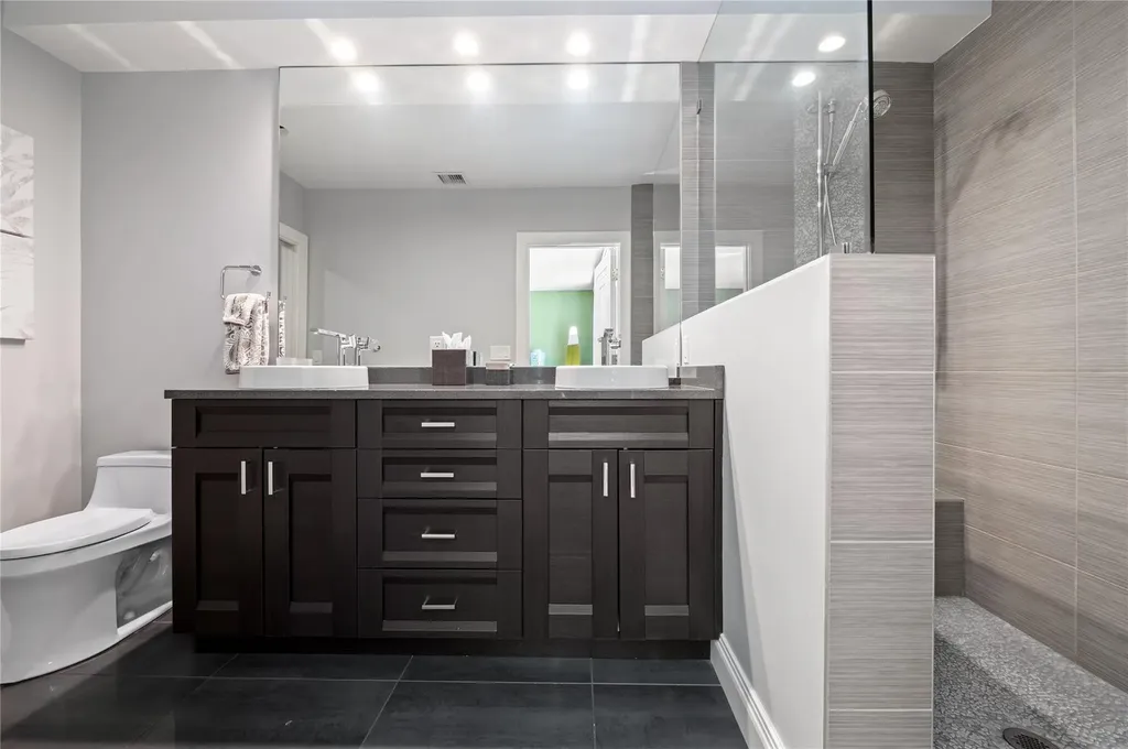 8 Portside Drive Fort Lauderdale FL 33316