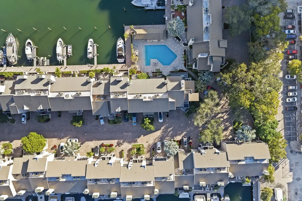 8 Portside Drive Fort Lauderdale FL 33316