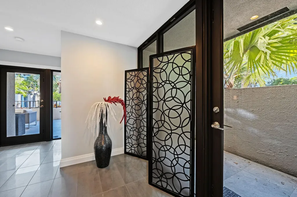 8 Portside Drive Fort Lauderdale FL 33316