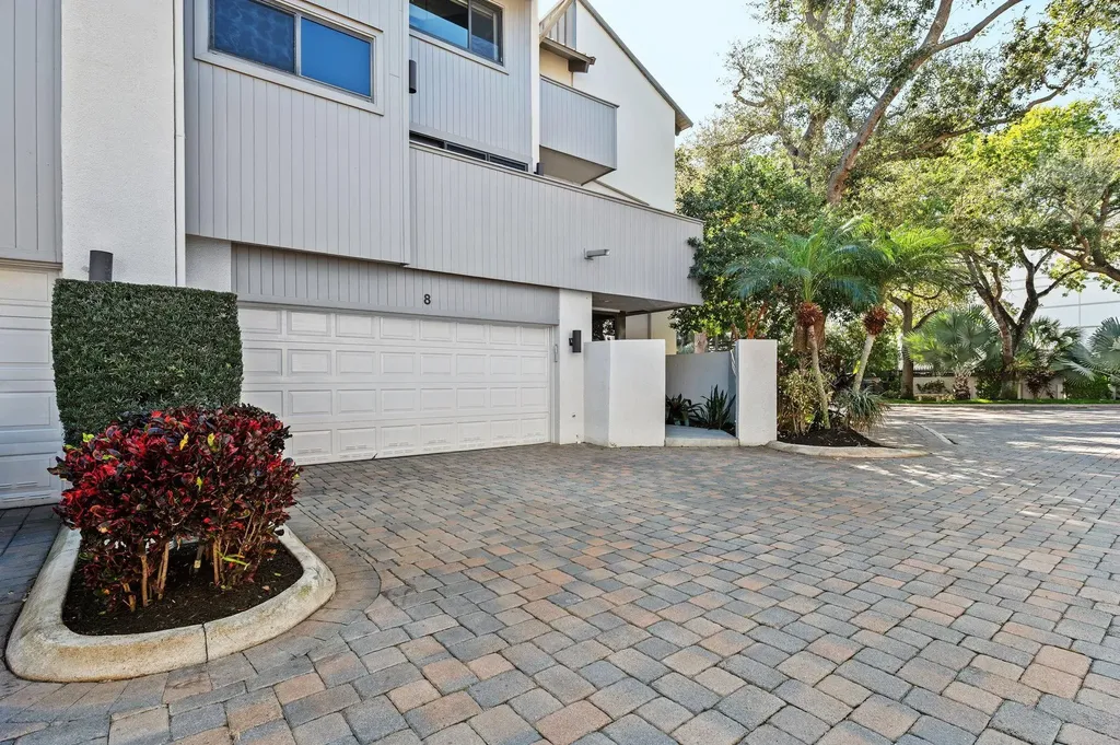 8 Portside Drive Fort Lauderdale FL 33316