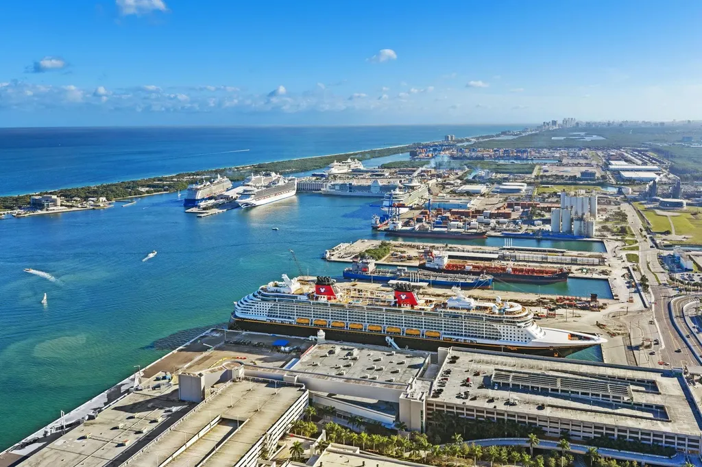 8 Portside Drive Fort Lauderdale FL 33316