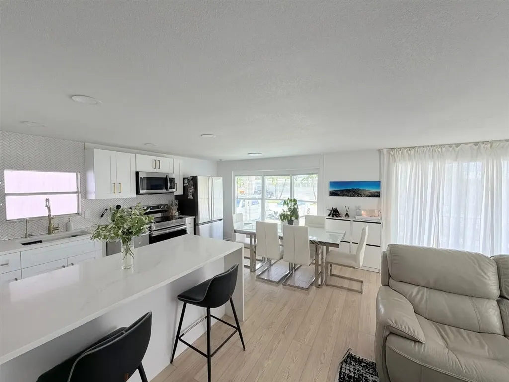 5221 SW 25th Avenue Fort Lauderdale FL 33312