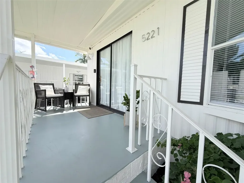 5221 SW 25th Avenue Fort Lauderdale FL 33312
