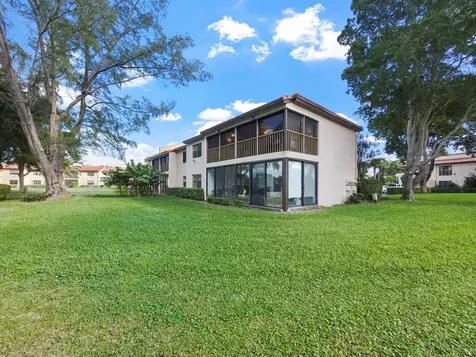 9286 Vista Del Lago Boca Raton FL 33428