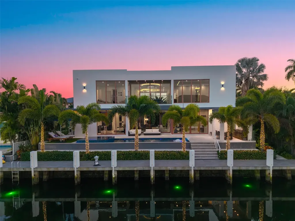 2631 NE 48th Court Lighthouse Point FL 33064