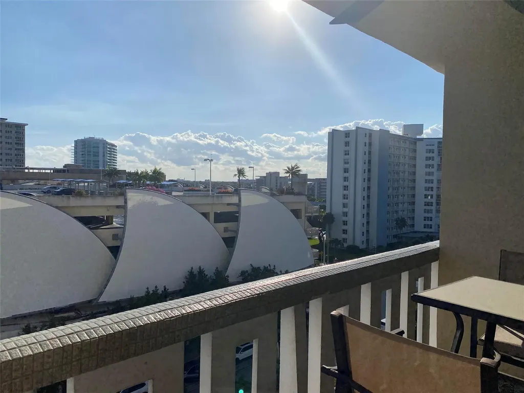 305 N Pompano Beach Boulevard Pompano Beach FL 33062