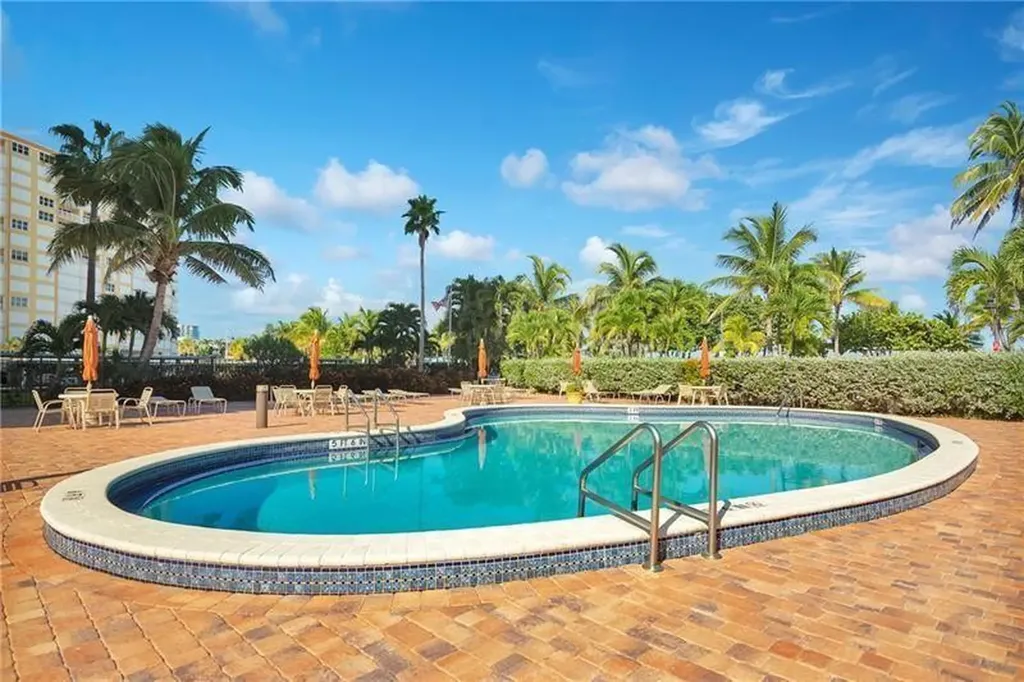 305 N Pompano Beach Boulevard Pompano Beach FL 33062