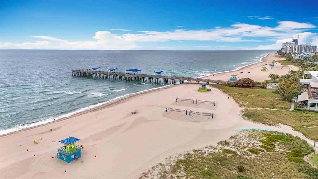 305 N Pompano Beach Boulevard Pompano Beach FL 33062