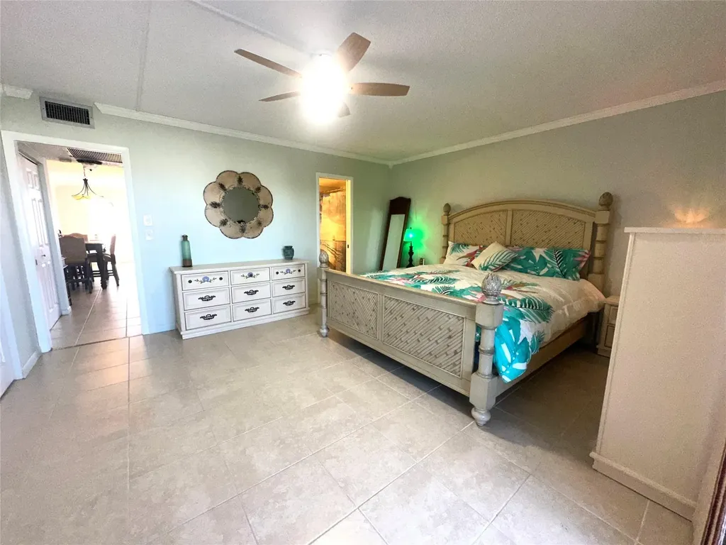 4032 Cambridge B Deerfield Beach FL 33442