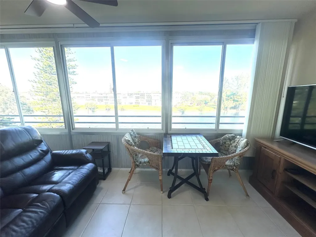 4032 Cambridge B Deerfield Beach FL 33442
