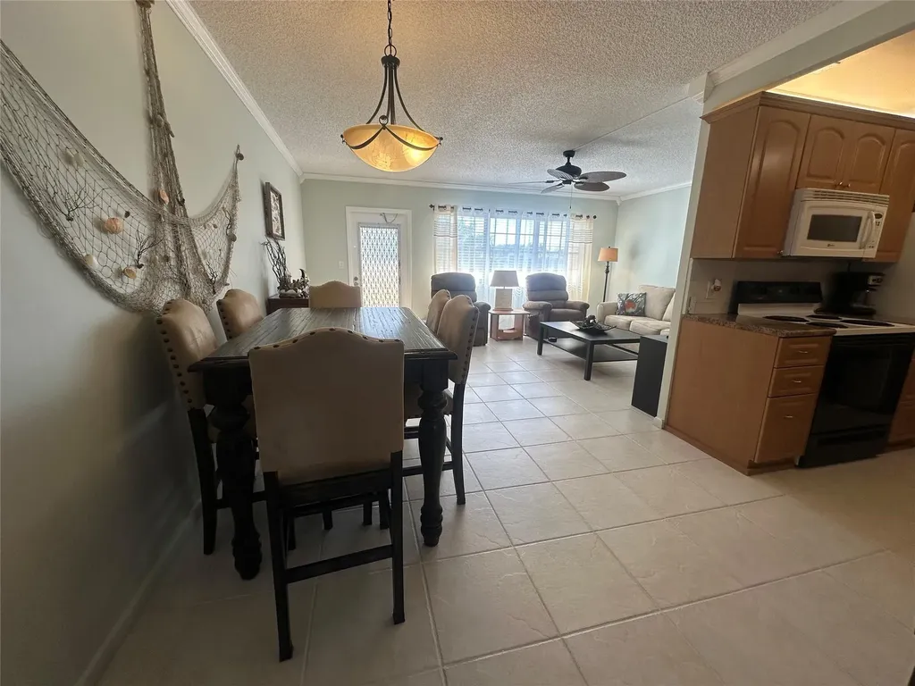 4032 Cambridge B Deerfield Beach FL 33442