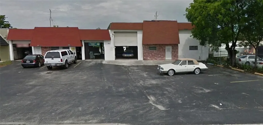 1901 N Dixie Highway Pompano Beach FL 33060