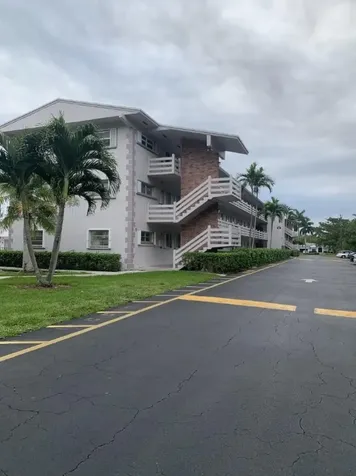 700 Layne Bl Hallandale Beach FL 33009