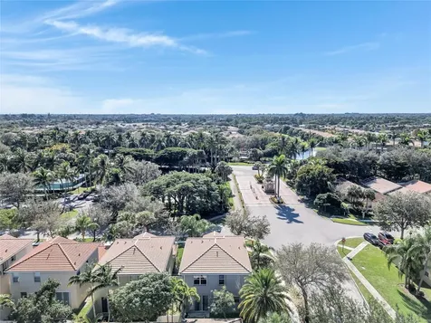 5045 Northern Lights Drive Greenacres FL 33463