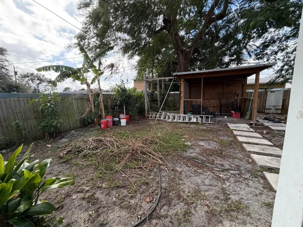 405 NW 18th Avenue Fort Lauderdale FL 33311
