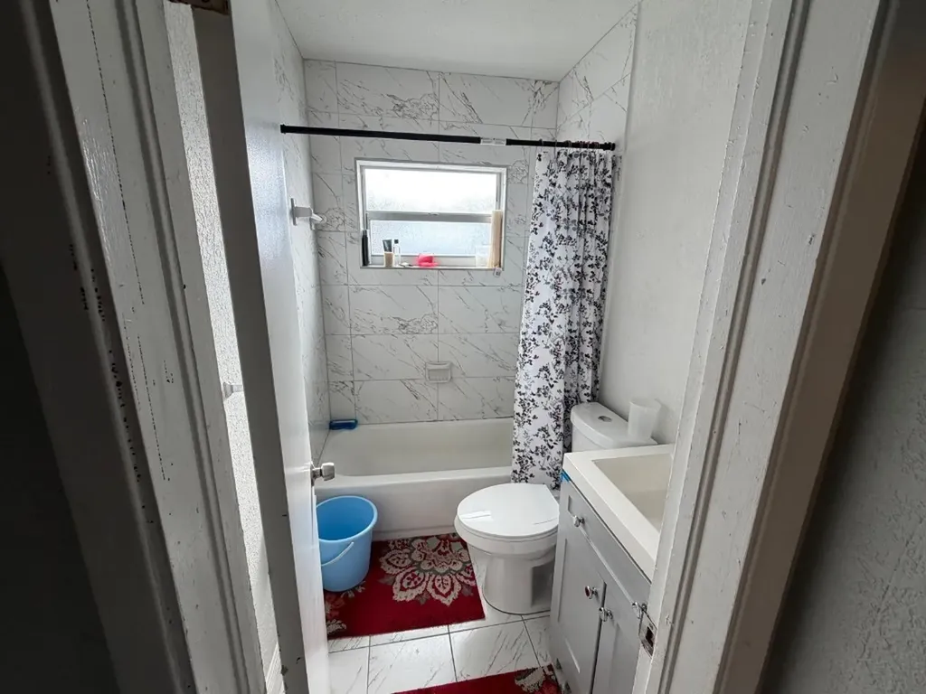 405 NW 18th Avenue Fort Lauderdale FL 33311