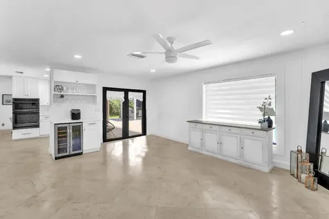 11800 NW 25th Street Plantation FL 33323