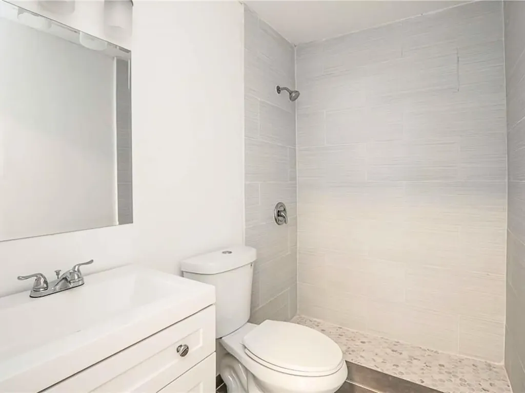 4421 NW 34th Court Lauderdale Lakes FL 33319