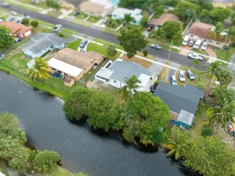 4421 NW 34th Court Lauderdale Lakes FL 33319