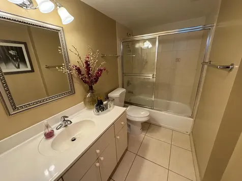 900 Colony Point Circle Pembroke Pines FL 33026