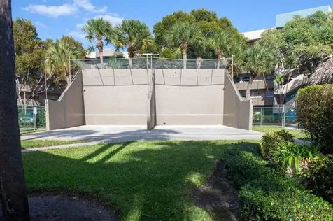 900 Colony Point Circle Pembroke Pines FL 33026