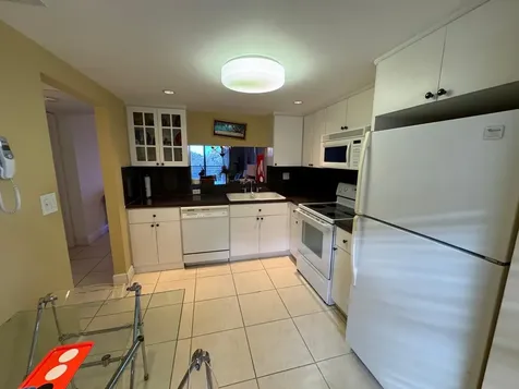 900 Colony Point Circle Pembroke Pines FL 33026